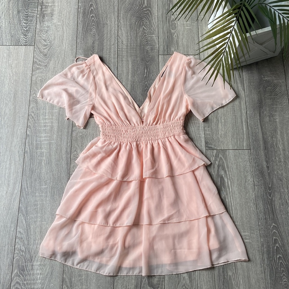 Light/Pale pink Forever21 Ruffle Dress